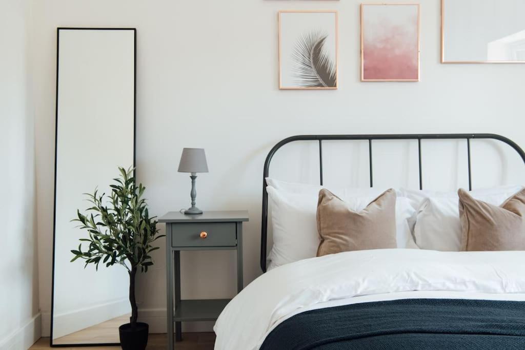 Stylish 2 Bedroom Flat In Ilford, London Zewnętrze zdjęcie